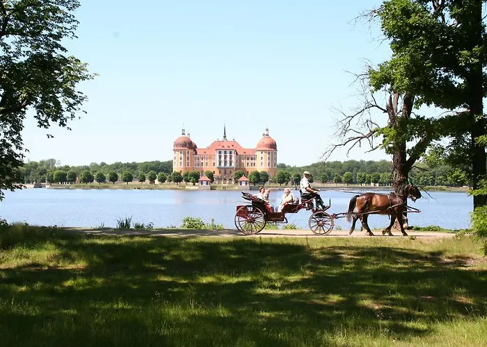 מלון Rabennest 3*